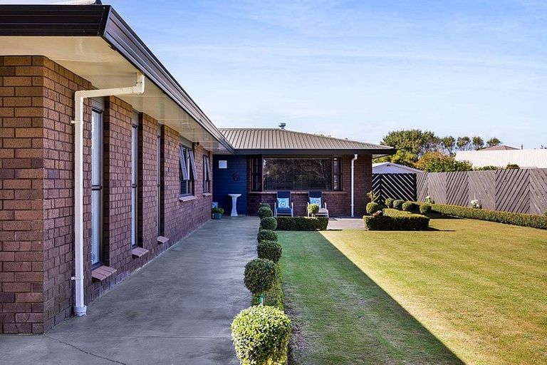 Photo of property in 74 Rata Street, Hawera, 4610