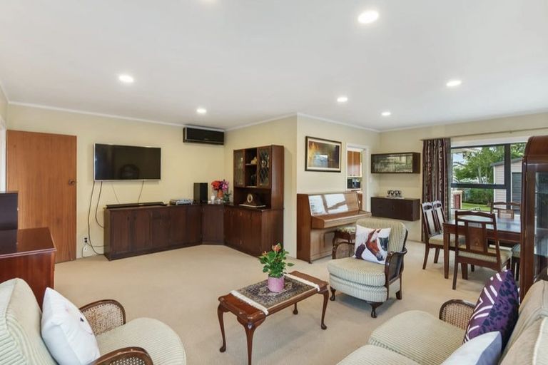 Photo of property in 18 Maxwell Avenue, Papatoetoe, Auckland, 2025