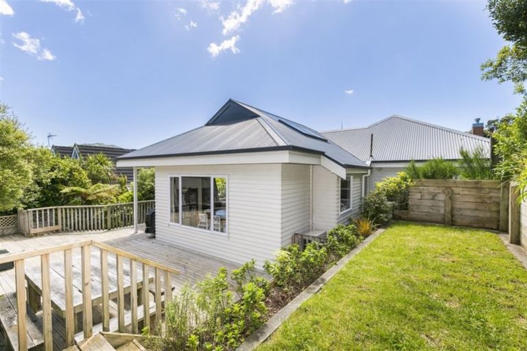 Photo of property in 4 Ardross Avenue, Khandallah, Wellington, 6035