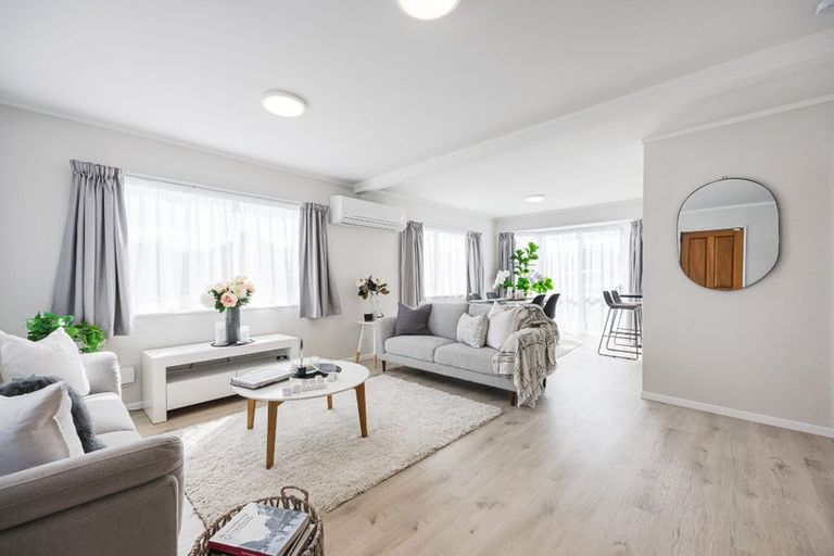 Photo of property in 4/73 Vintage Drive, Henderson, Auckland, 0612