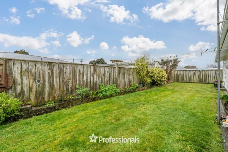 Photo of property in 1/1079 High Street, Taita, Lower Hutt, 5011