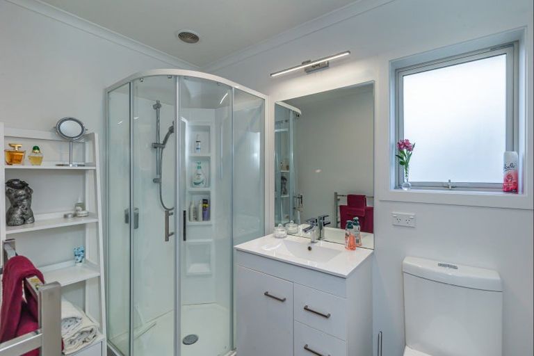 Photo of property in 2b Sandown Avenue, Himatangi Beach, Foxton, 4891