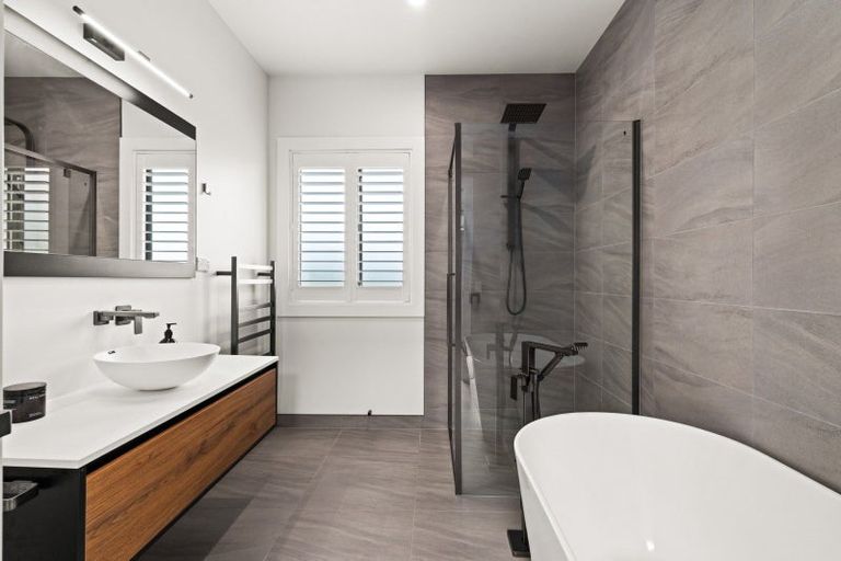 Photo of property in 58 Breadalbane Avenue, Havelock North, 4130