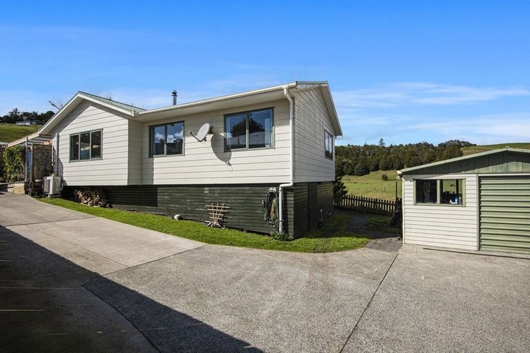 Photo of property in 94a Valley Road, Hikurangi, 0114