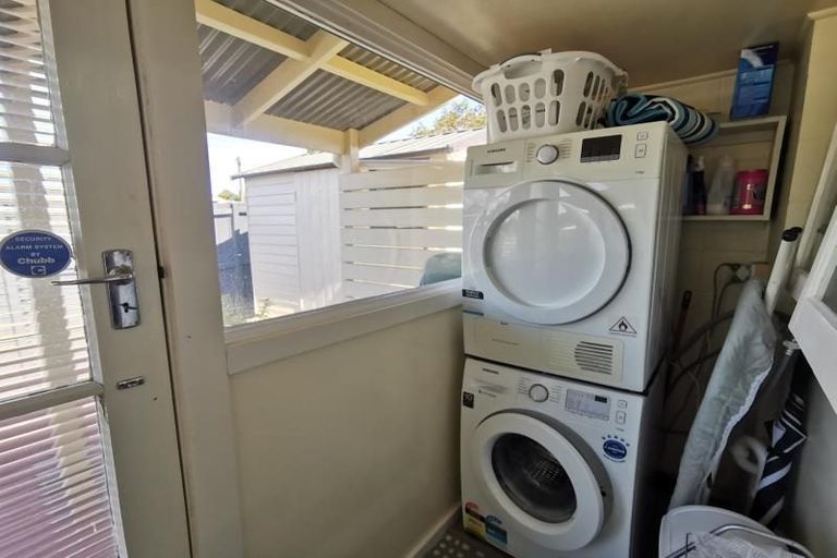 Photo of property in 3/272a Birkdale Road, Birkdale, Auckland, 0626