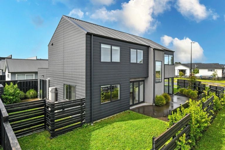 Photo of property in 33 Jutland Road, Pukekohe, 2120
