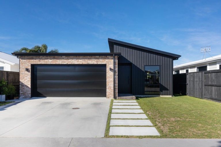 Photo of property in 17 Maara Close, Papamoa Beach, Papamoa, 3118