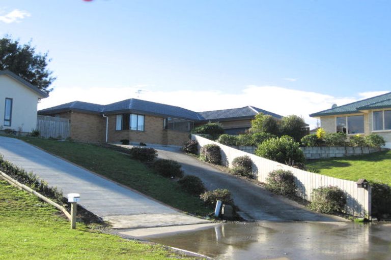 Photo of property in 9 Arundel Place, Nawton, Hamilton, 3200