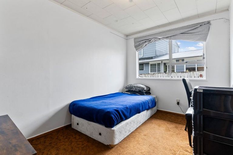 Photo of property in 9 Pankhurst Place, Sunnyvale, Auckland, 0612