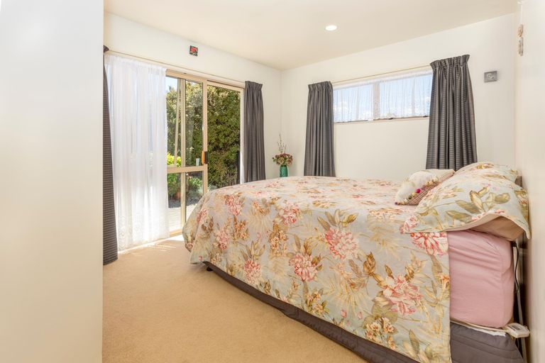 Photo of property in 18 Cooper Street, Pukekohe, 2120