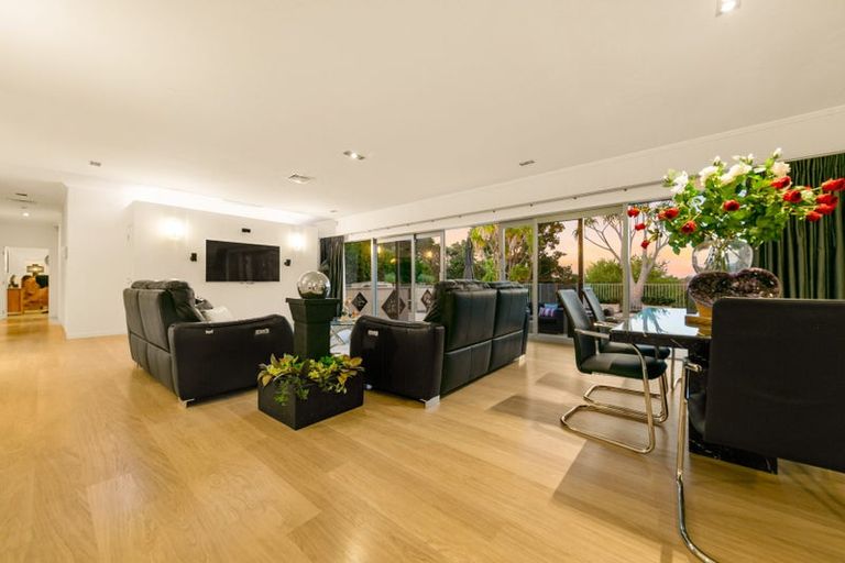 Photo of property in 7 Burgundy Park Avenue, Henderson, Auckland, 0612