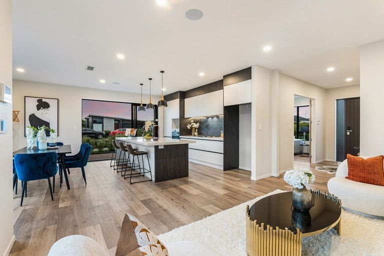 Photo of property in 84 Maurice Kelly Road, Wainui, 0932