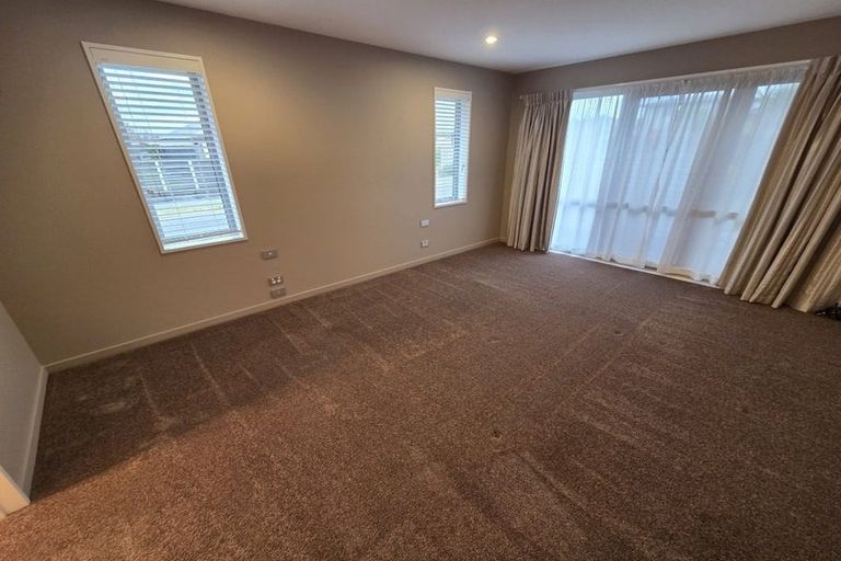 Photo of property in 12 Pakura Street, Pegasus, 7612