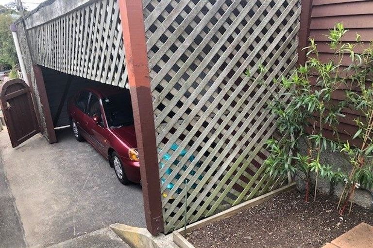 Photo of property in 2/166 Moxham Avenue, Hataitai, Wellington, 6021