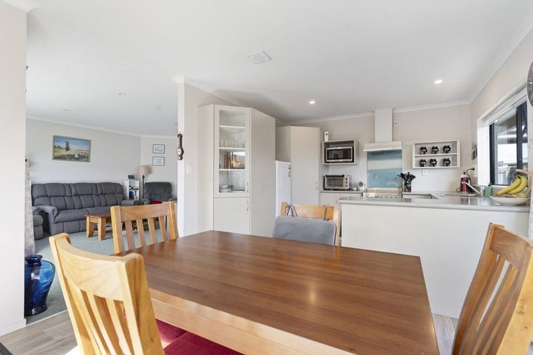 Photo of property in Villa Estate, 29/55 Armstrong Avenue, Carterton, 5713