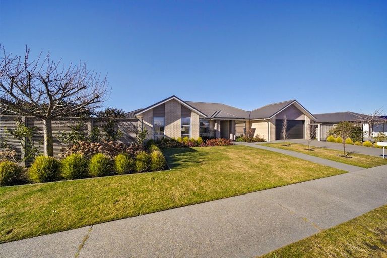 Photo of property in 42 Brockelbank Drive, Kaiapoi, 7630