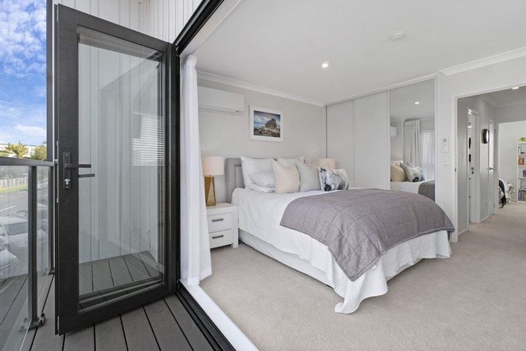 Photo of property in 1/97b Mokoia Road, Birkenhead, Auckland, 0626