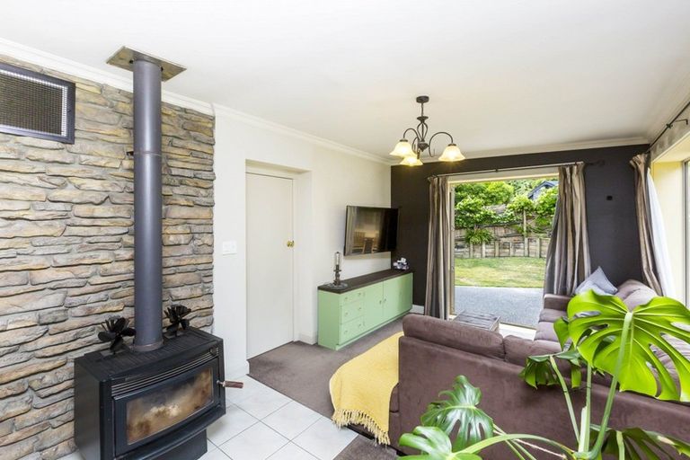 Photo of property in 81 Raukawa Street, Stokes Valley, Lower Hutt, 5019