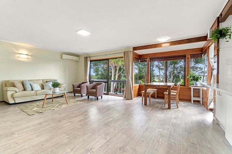 Photo of property in 1/153 Manuka Road, Bayview, Auckland, 0629