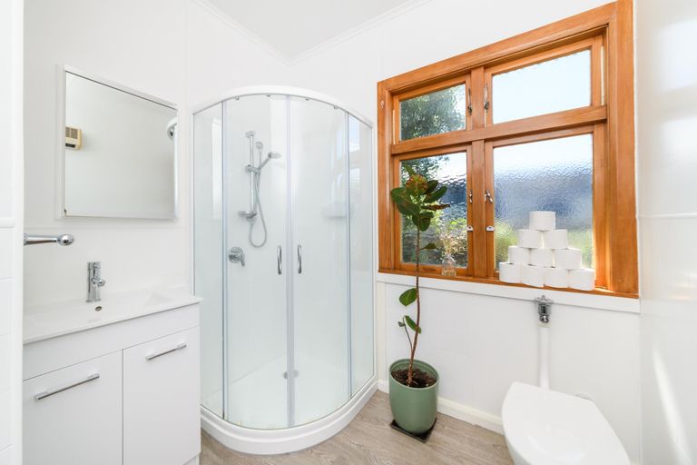 Photo of property in 26 Rangitira Avenue, Palmerston North, 4414