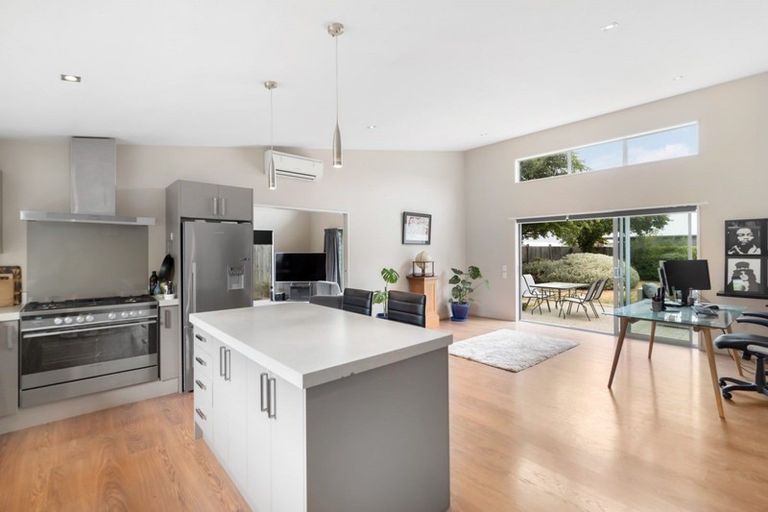 Photo of property in 27 Lochnagar Drive, Lake Hayes, Queenstown, 9304