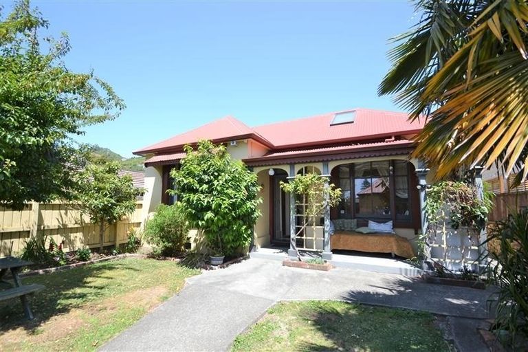 Photo of property in 104 Nile Street, Nelson, 7010