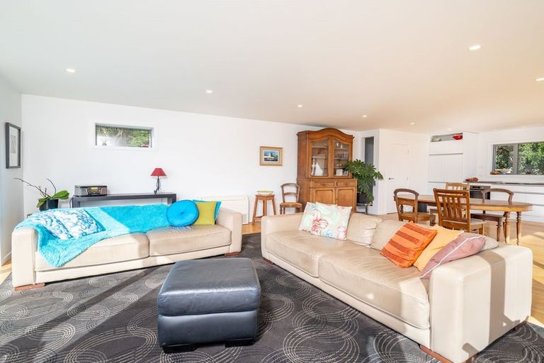 Photo of property in 5 Hellyer Street, Macandrew Bay, Dunedin, 9014