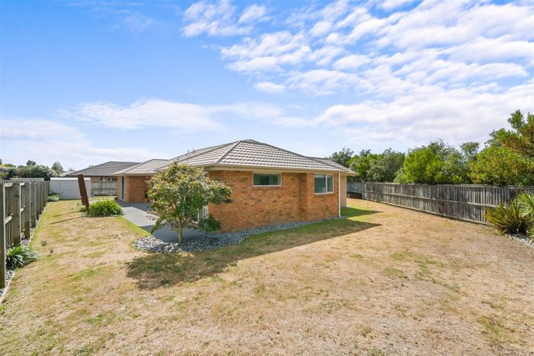 Photo of property in 22 Vasari Grange, Rolleston, 7614