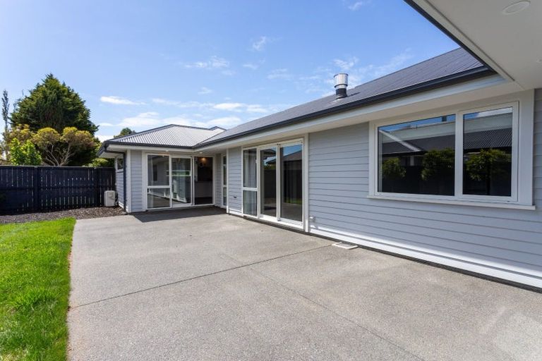 Photo of property in 110 Petries Road, Woodend, 7610