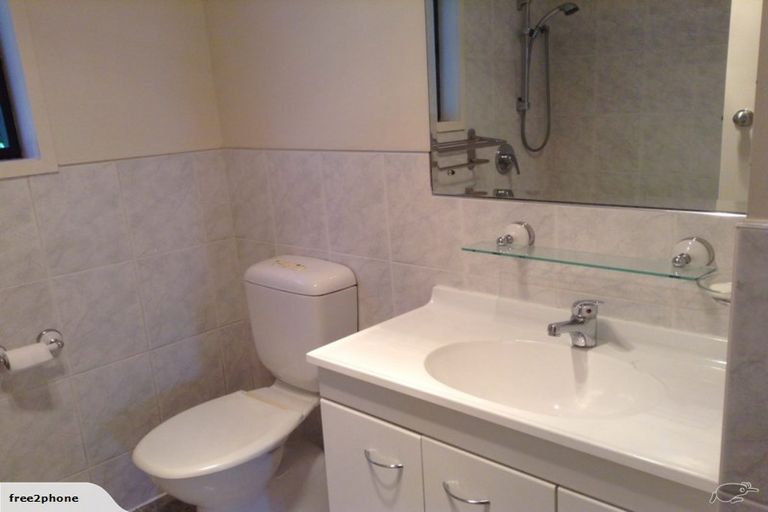 Photo of property in 2/34 Corunna Road, Milford, Auckland, 0620