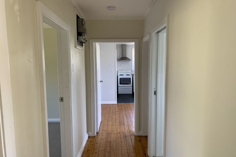 Photo of property in 11 Taupiri Crescent, Titahi Bay, Porirua, 5022