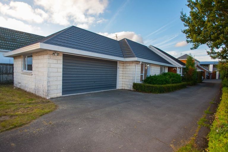 Photo of property in 15a Radnor Street, St Albans, Christchurch, 8014