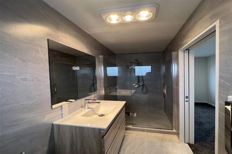 Photo of property in 23 Clayden Shuttleworth Street, Papakura, 2110