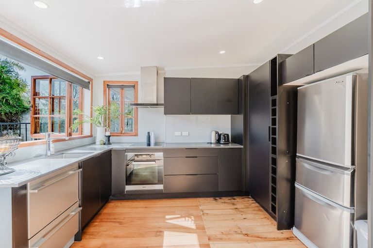 Photo of property in 8 Riro Street, Hamilton East, Hamilton, 3216