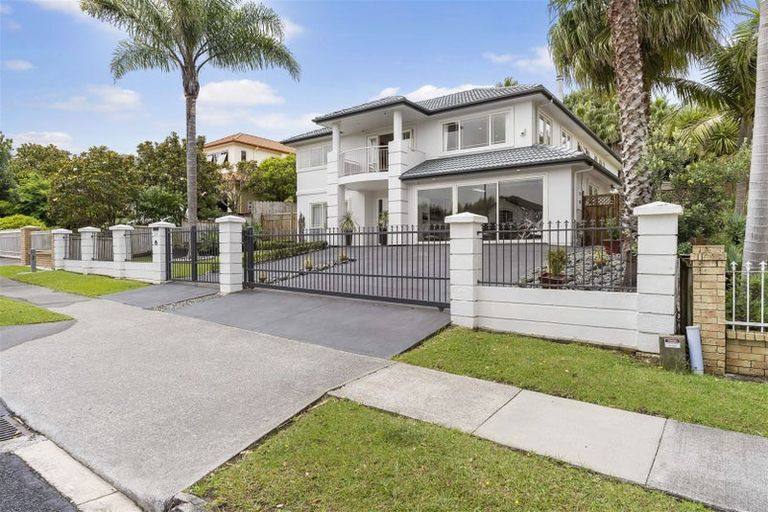 Photo of property in 24 Santa Ana Drive, Dannemora, Auckland, 2016