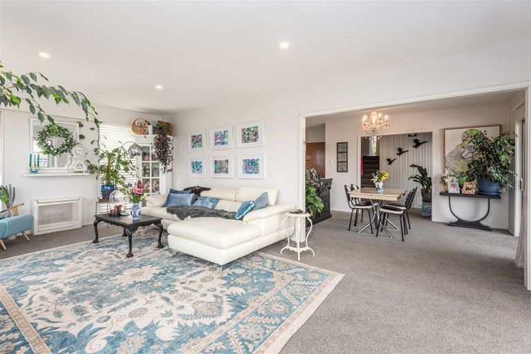 Photo of property in 6 Chilton Drive, Mairehau, Christchurch, 8052