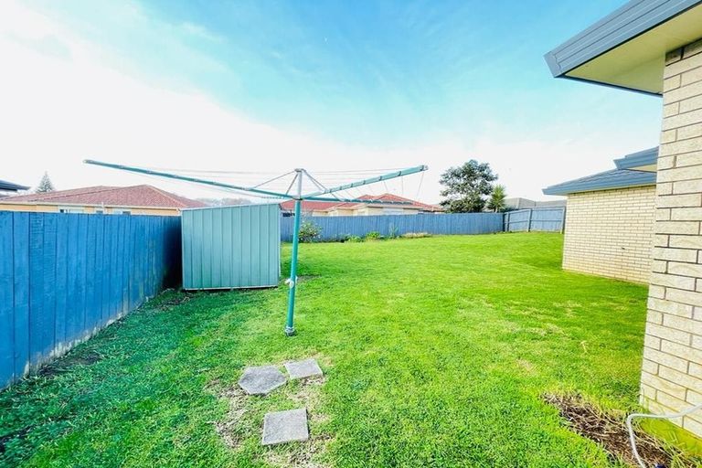 Photo of property in 11 Marblewood Grove, Pukekohe, 2120