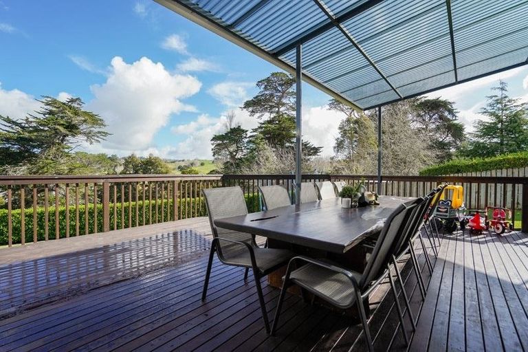Photo of property in 8 Doctors Hill Road, Maungaturoto, 0520