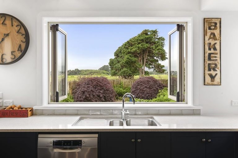 Photo of property in 225 Te Horo Hautere Cross Road, Hautere, Otaki, 5582