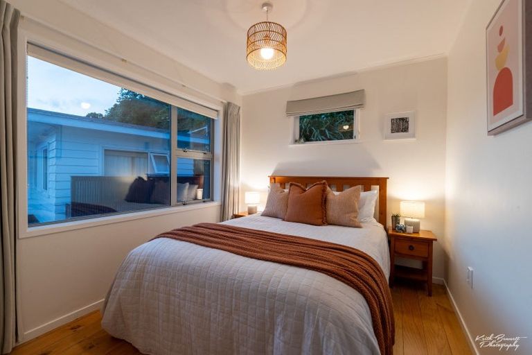 Photo of property in 144 Owhiro Bay Parade, Owhiro Bay, Wellington, 6023