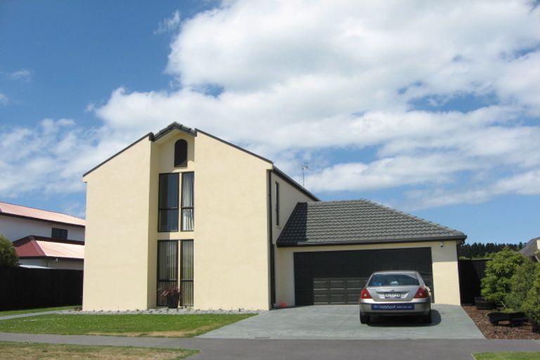 Photo of property in 3 Bottle Lake Drive, Parklands, Christchurch, 8083