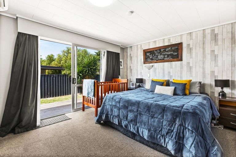 Photo of property in 69 Puketapu Road, Taradale, Napier, 4112