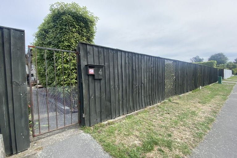 Photo of property in 4 Carbine Place, Sockburn, Christchurch, 8042