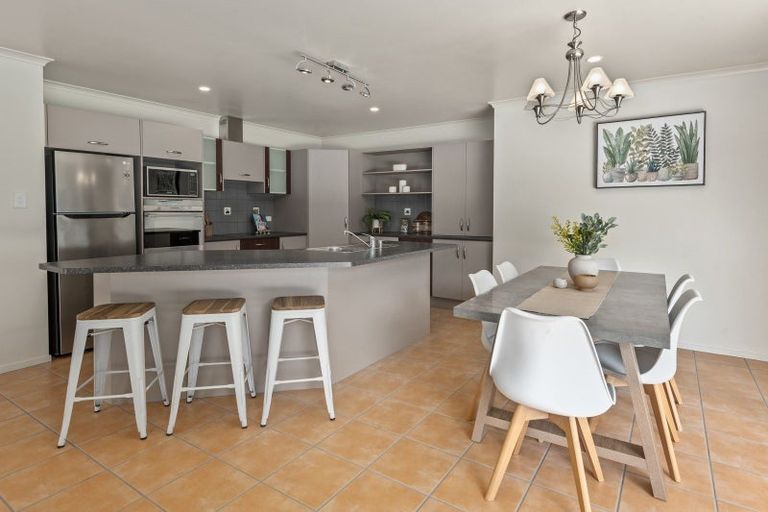 Photo of property in 10 Sequoia Place, Te Kamo, Whangarei, 0112