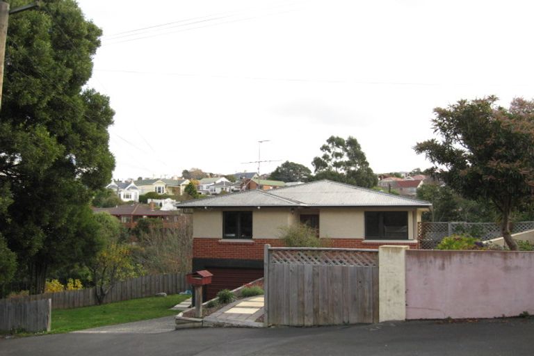 Photo of property in 6 Stonelaw Terrace, Maori Hill, Dunedin, 9010