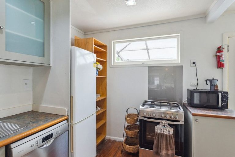 Photo of property in 37 The Esplanade, Raumati South, Paraparaumu, 5032