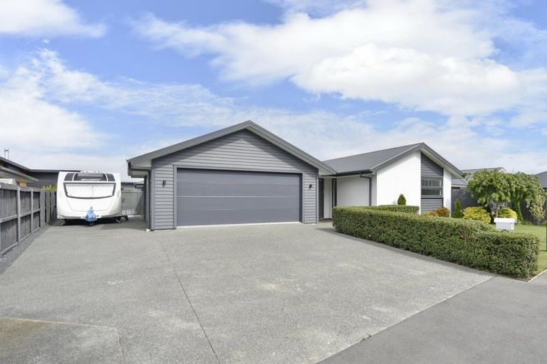 Photo of property in 75 Gladstone Road, Woodend, 7610