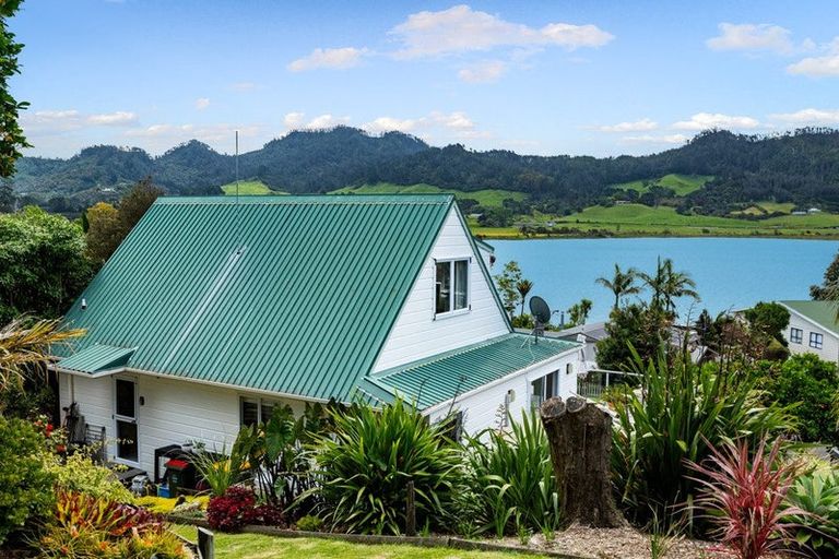 Photo of property in 12 Moana Drive, Tanners Point, Katikati, 3177