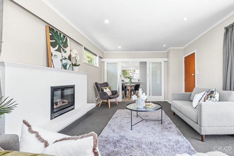 Photo of property in 4 Snell Grove, Clouston Park, Upper Hutt, 5018