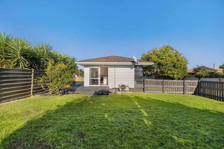 Photo of property in 48 Hamilton Drive, Waiuku, 2123